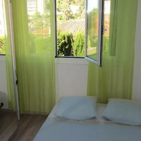 Homestay Corne D'or فيليوفرُنش سور مير